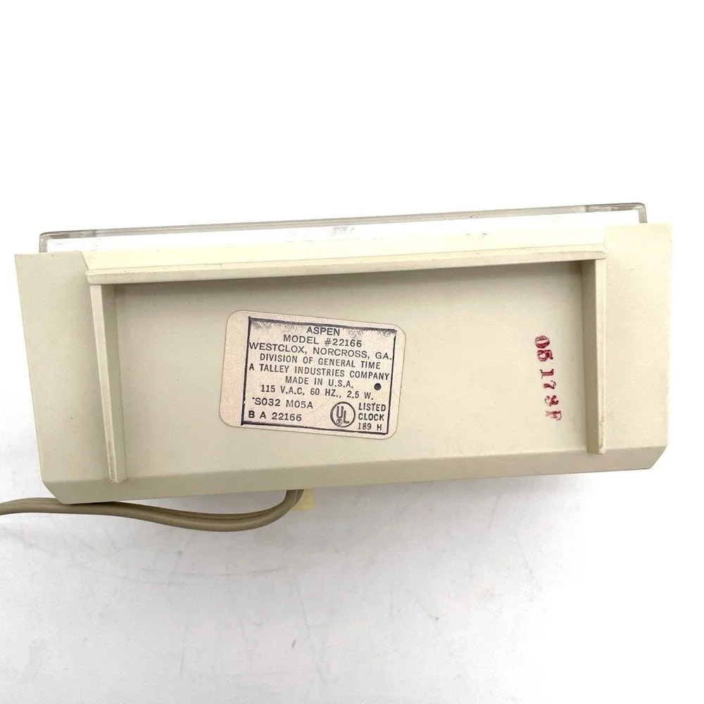 Vintage Westclox Aspen Delite Electric Alarm Clock Model 22166 Cream‎ Beige